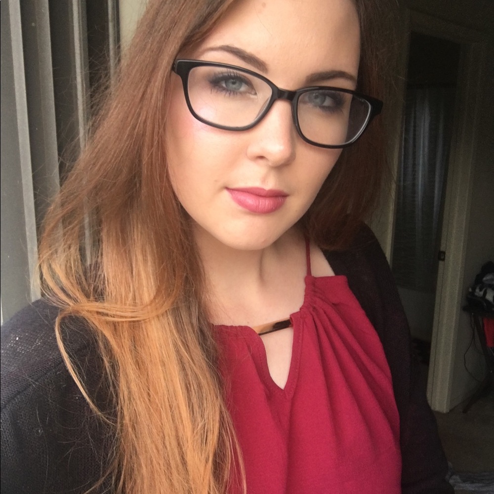 Meet your Posher, Cierra